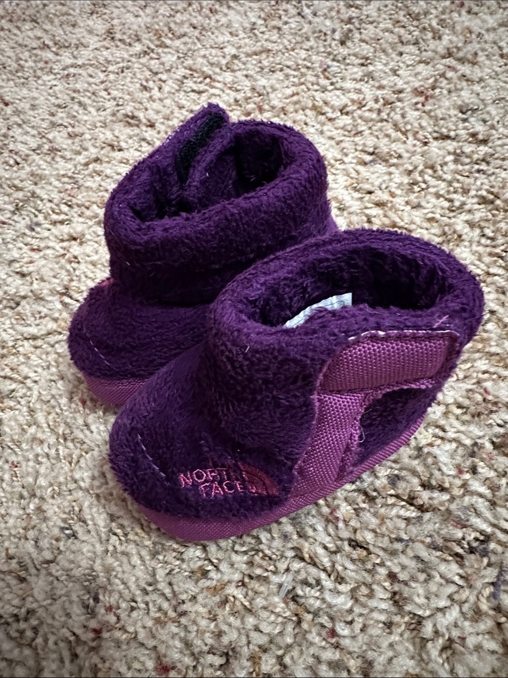 The North Face Deep Purple Plush Baby Booties size 2